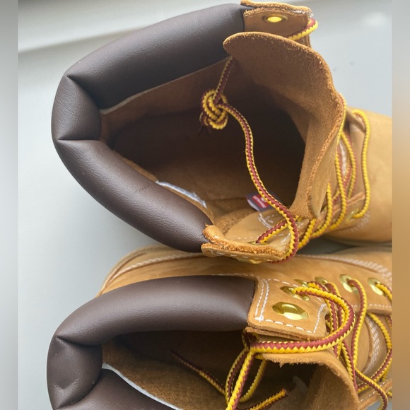 Timberland Big Kids size 5 - Picture 5 of 7